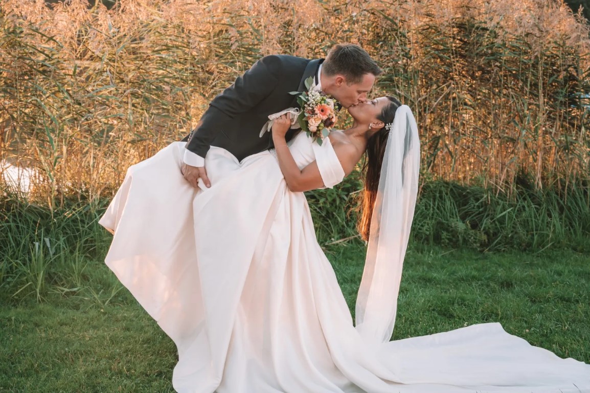 Wedding photographer Slovenia – joyful celebration